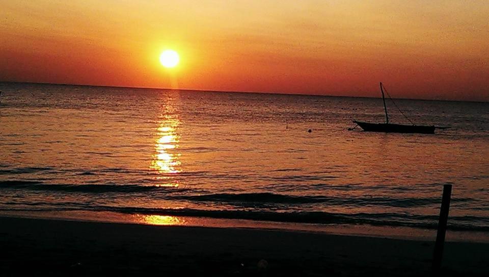 Union Beach Bungalow Nungwi Bagian luar foto