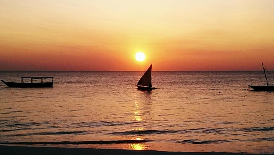 Union Beach Bungalow Nungwi Bagian luar foto