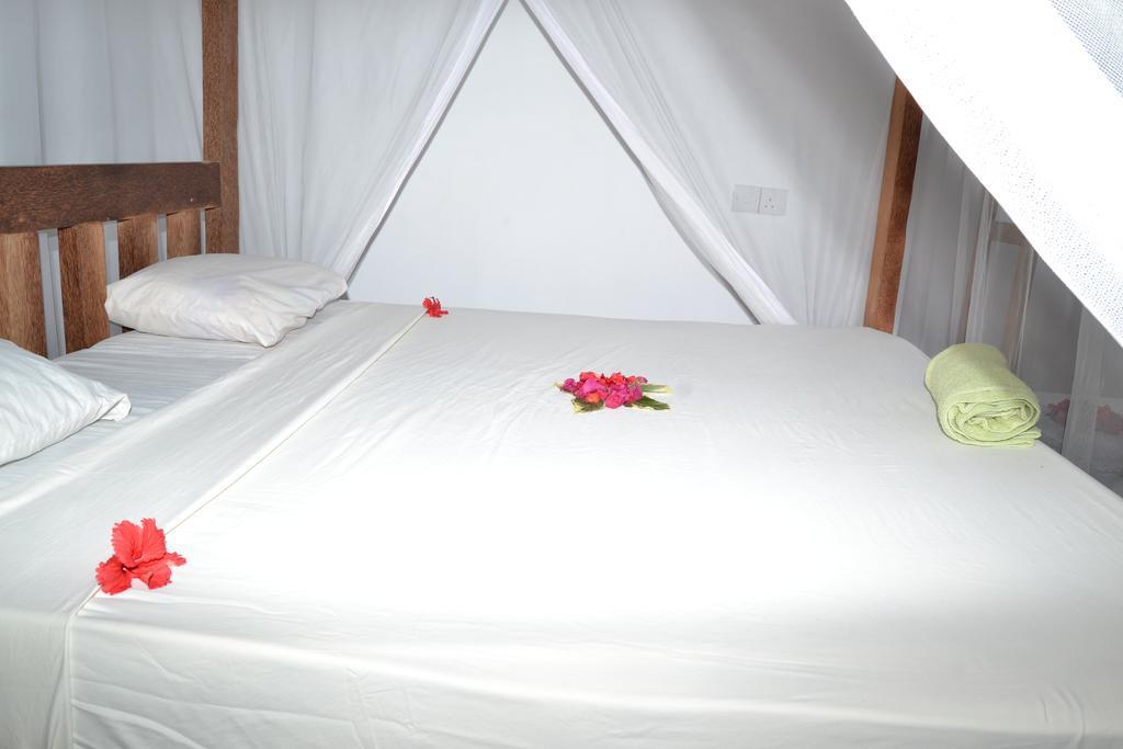 Union Beach Bungalow Nungwi Bagian luar foto