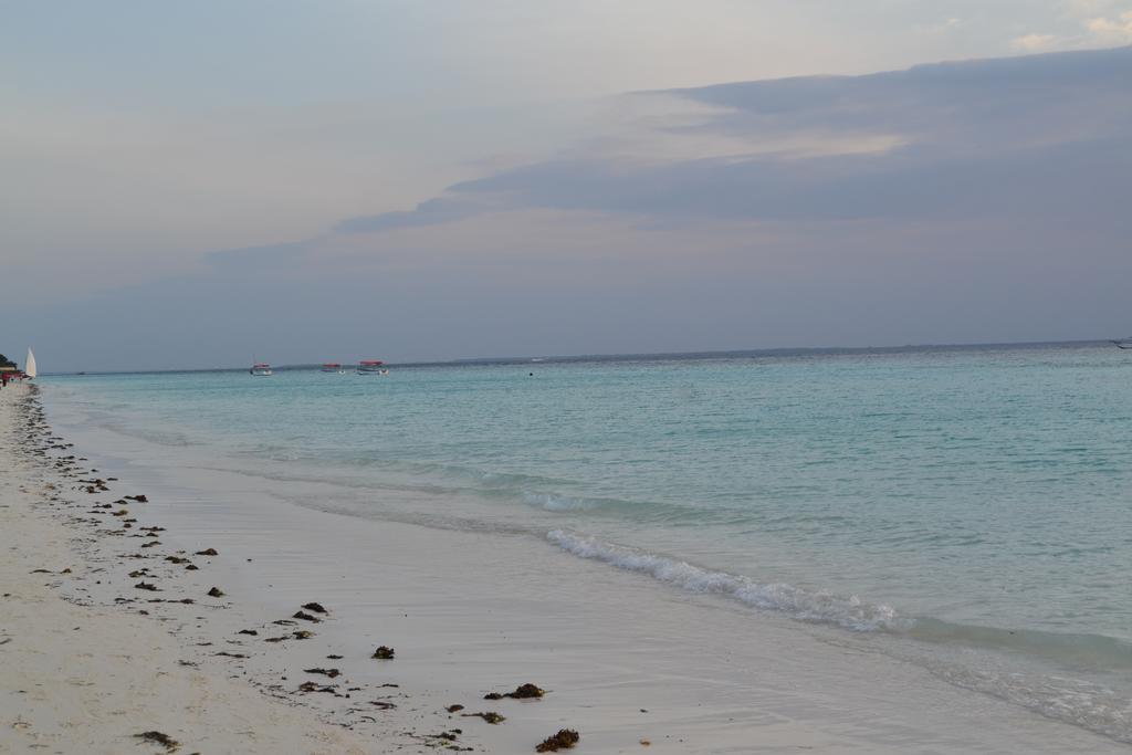 Union Beach Bungalow Nungwi Bagian luar foto