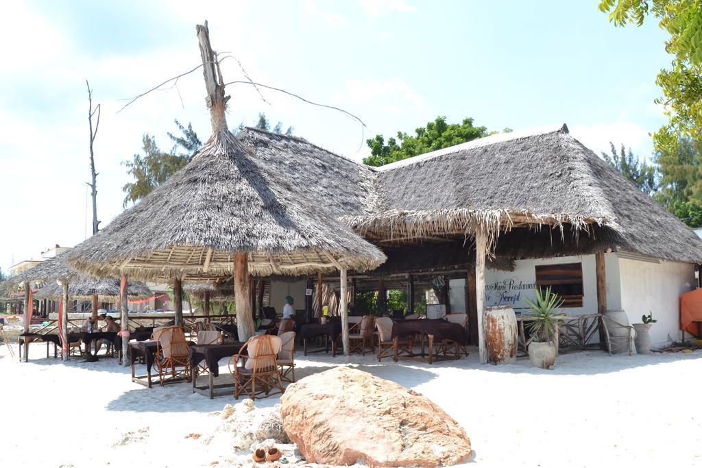 Union Beach Bungalow Nungwi Bagian luar foto
