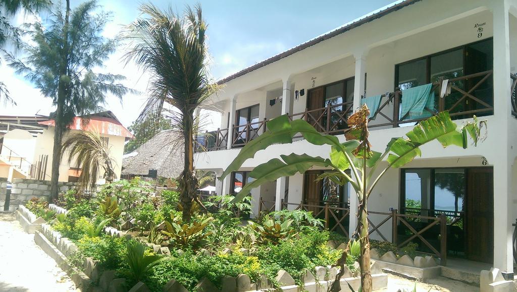Union Beach Bungalow Nungwi Bagian luar foto