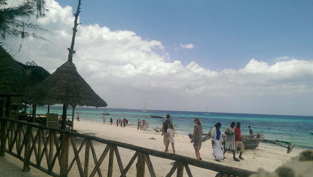 Union Beach Bungalow Nungwi Bagian luar foto