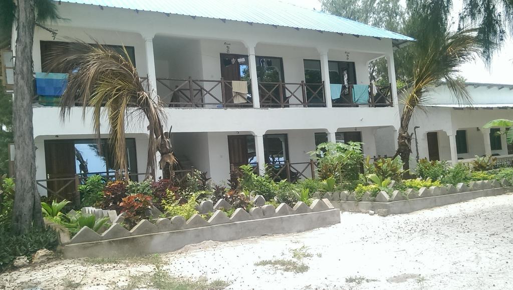 Union Beach Bungalow Nungwi Bagian luar foto